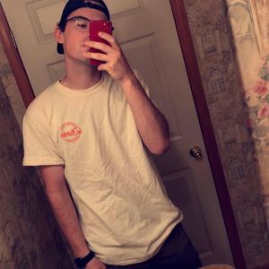 Meet your Posher, Devin